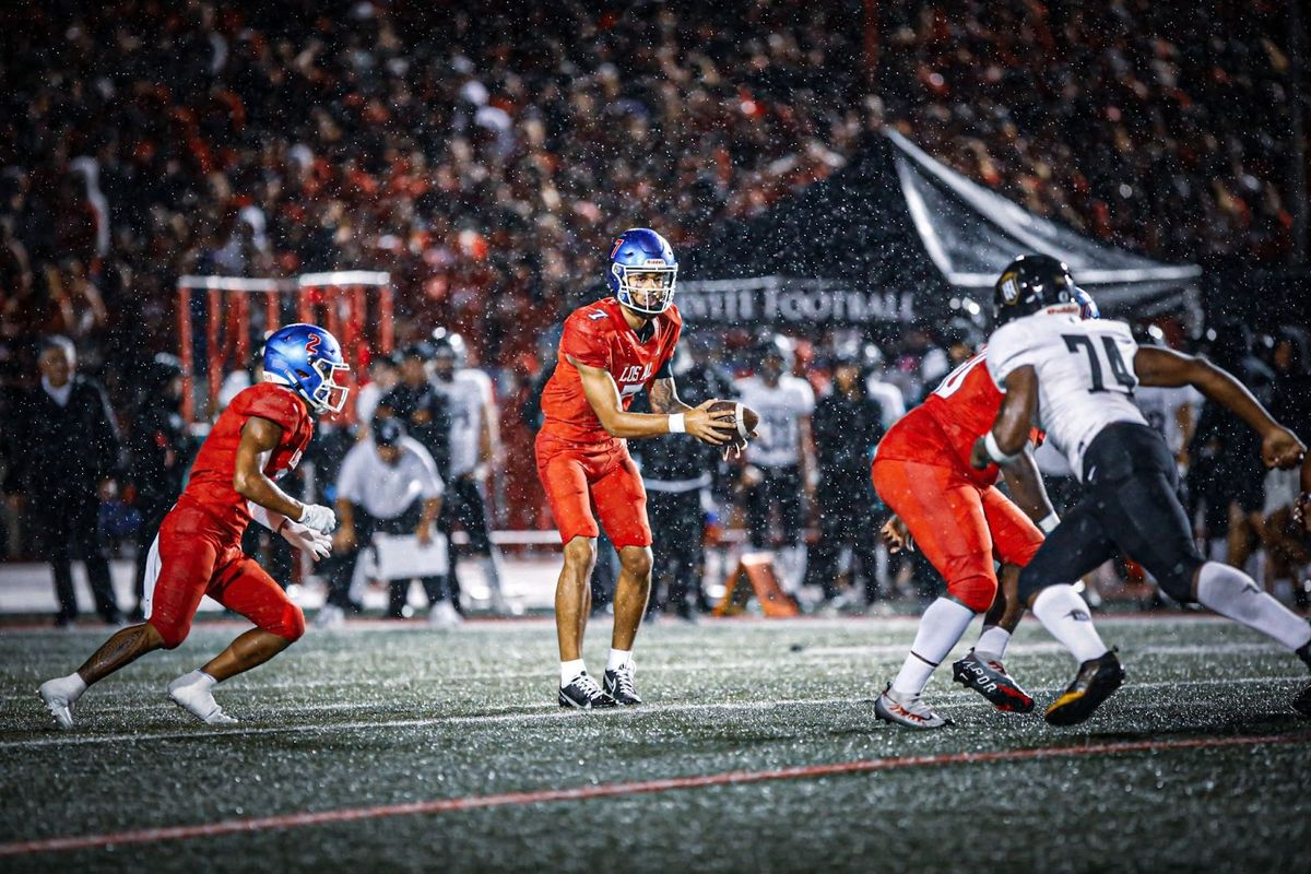 Los Alamitos defeats Servite 47-14