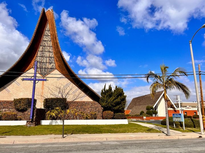 Sycamore Creek Community Charter School is seeking to open a campus at the pictured location in Cypress within the Los Alamit