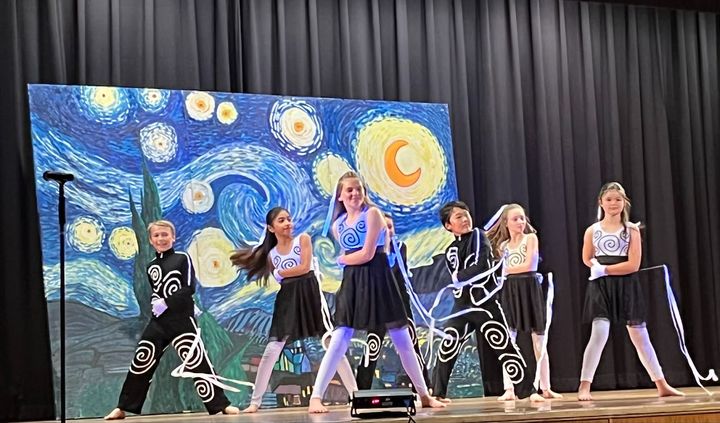 Students perform during the 2022 Pageant of the Arts at McGaugh Elementary School. Photo by Jeannette Andruss.